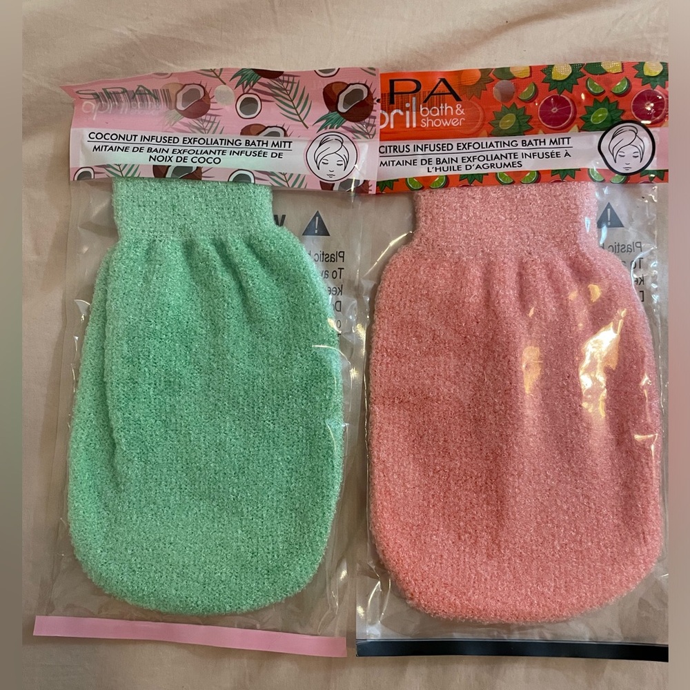 Exfoliating mits